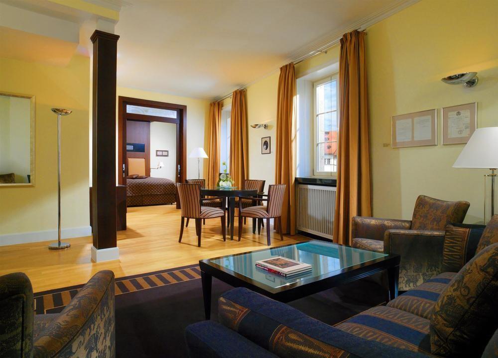 Hotel Elephant Weimar, Autograph Collection Экстерьер фото Suite at the Hotel de France