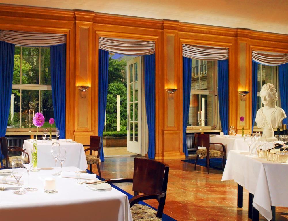 Hotel Elephant Weimar, Autograph Collection Экстерьер фото The restaurant