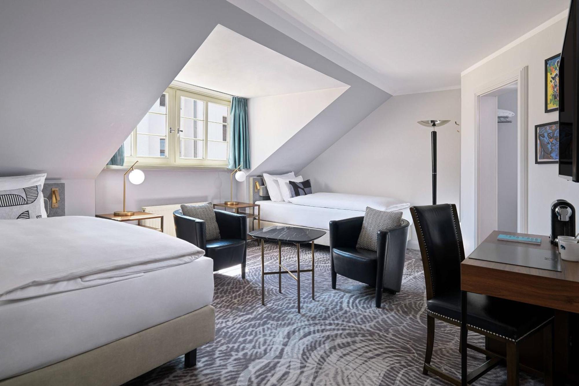 Hotel Elephant Weimar, Autograph Collection Экстерьер фото A room at the Hotel Axelmannstein