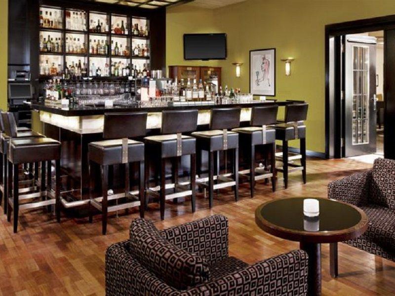 Hotel Elephant Weimar, Autograph Collection Экстерьер фото The bar at the Westin